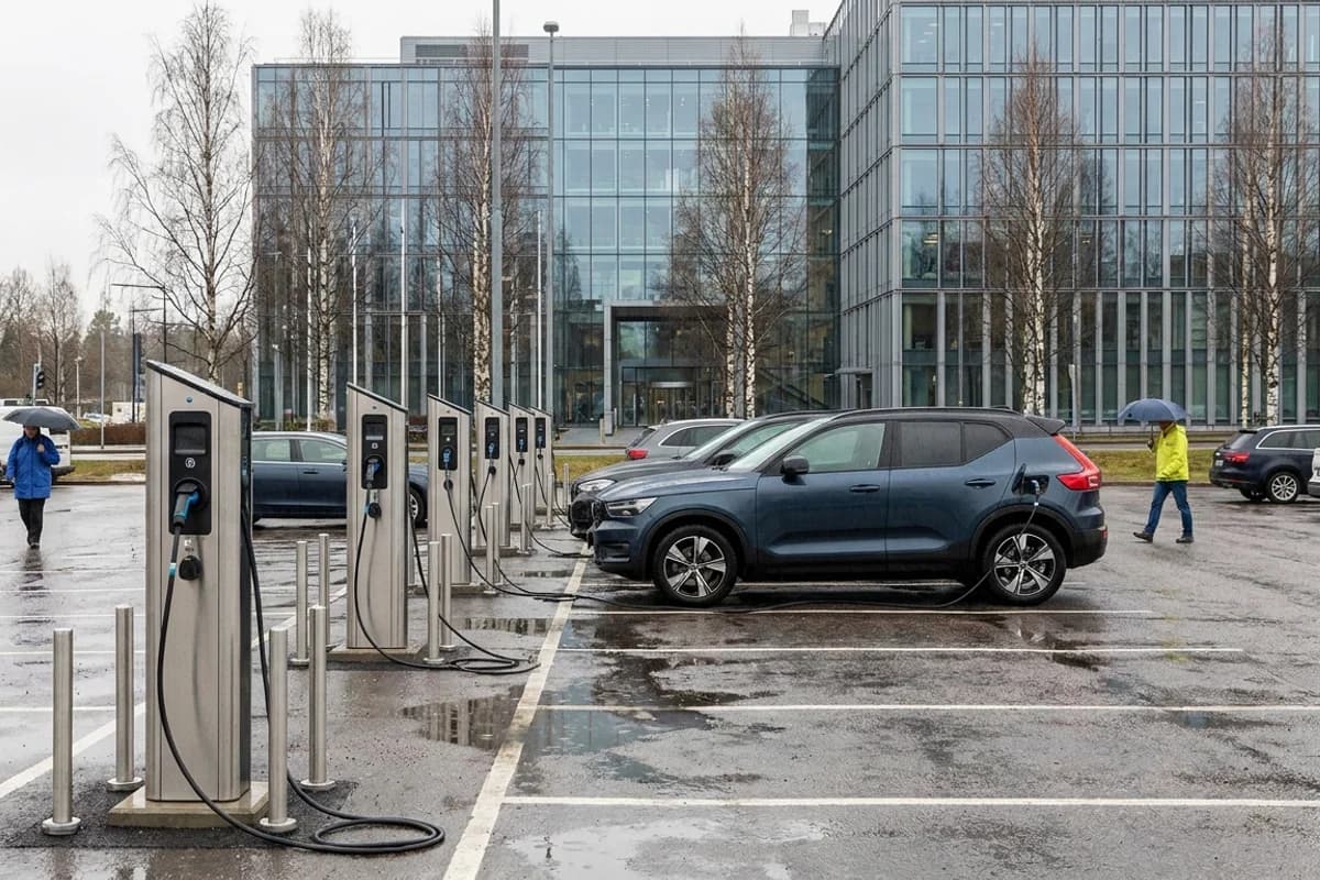Latauspistelaki muuttuu 29.5.2026 – kiinteistönomistajan opas